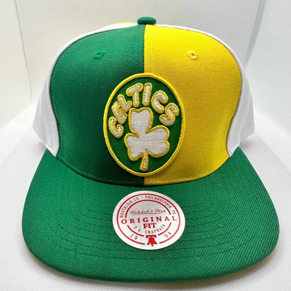Boston Celtics Mitchell & Ness Pinwheel Limited Snapback Adult Hat